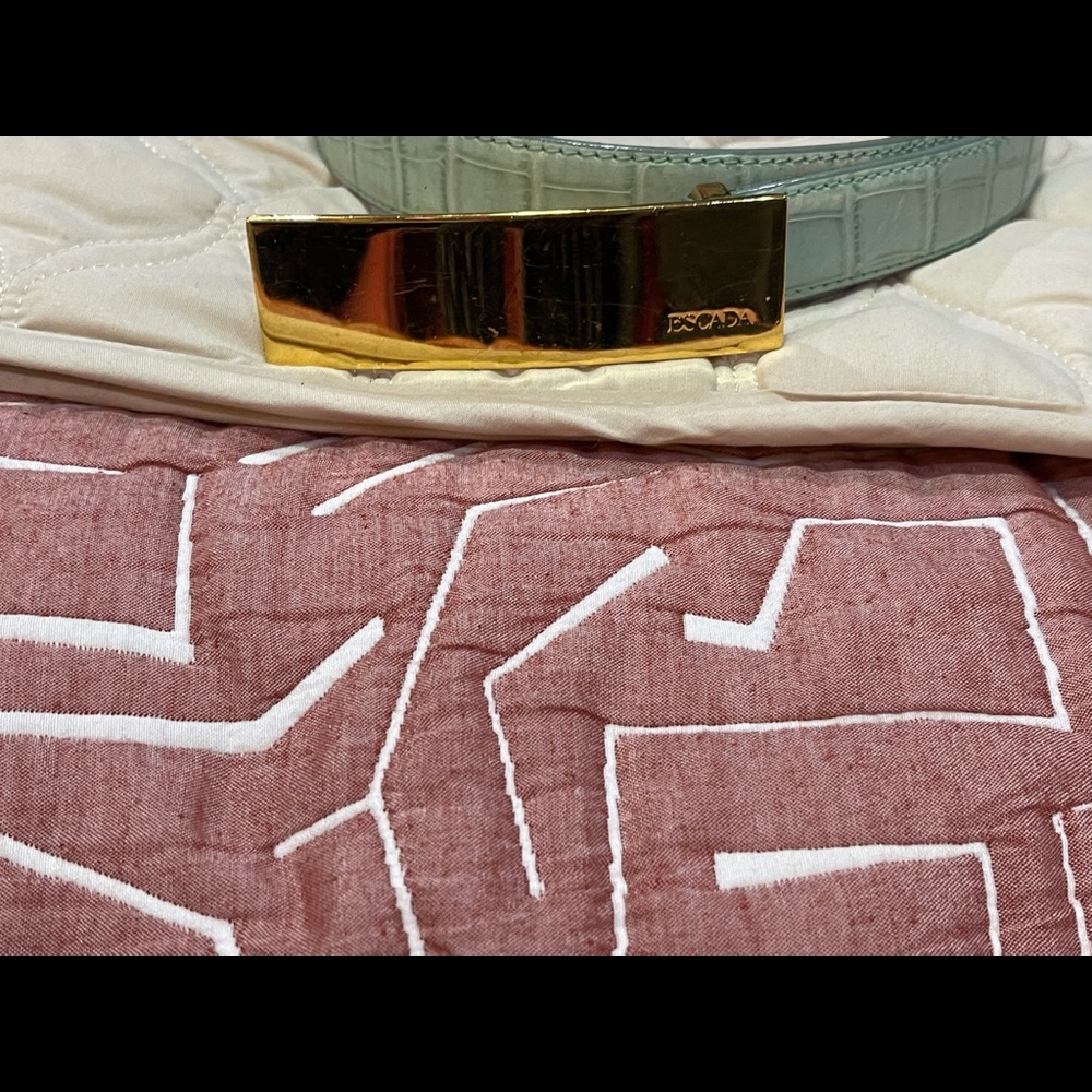Escada women’s belt.